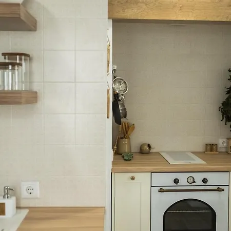 Apartment The Bird House