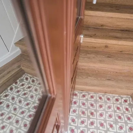 The Bird House Apartment