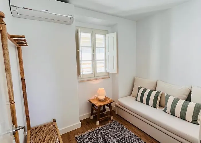 Daire The Bird House Nazaré